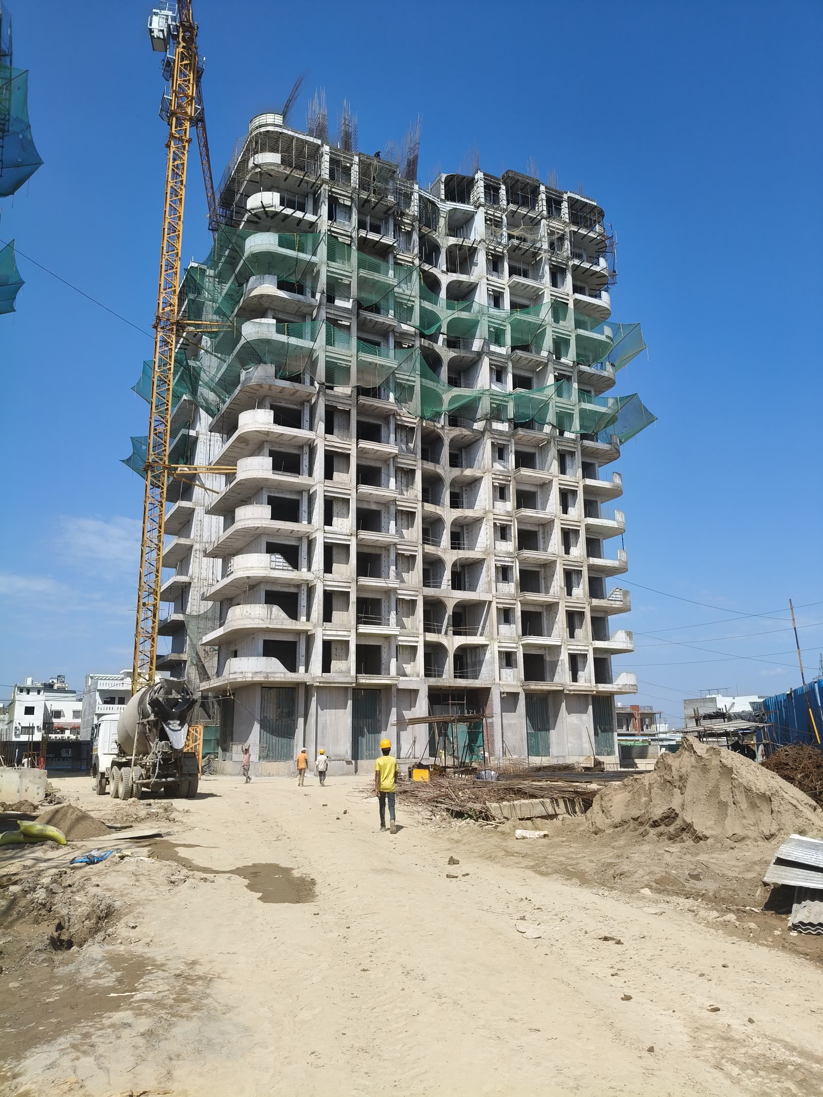 Highland Mayfield towers under construction, September 2026