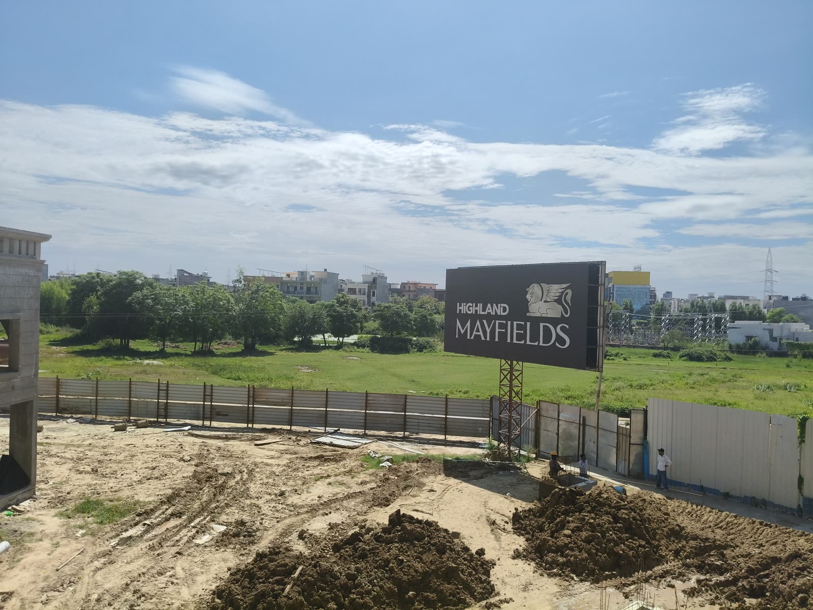 Highland Mayfield seen from the PR-7 Airport Road side, Sector 118