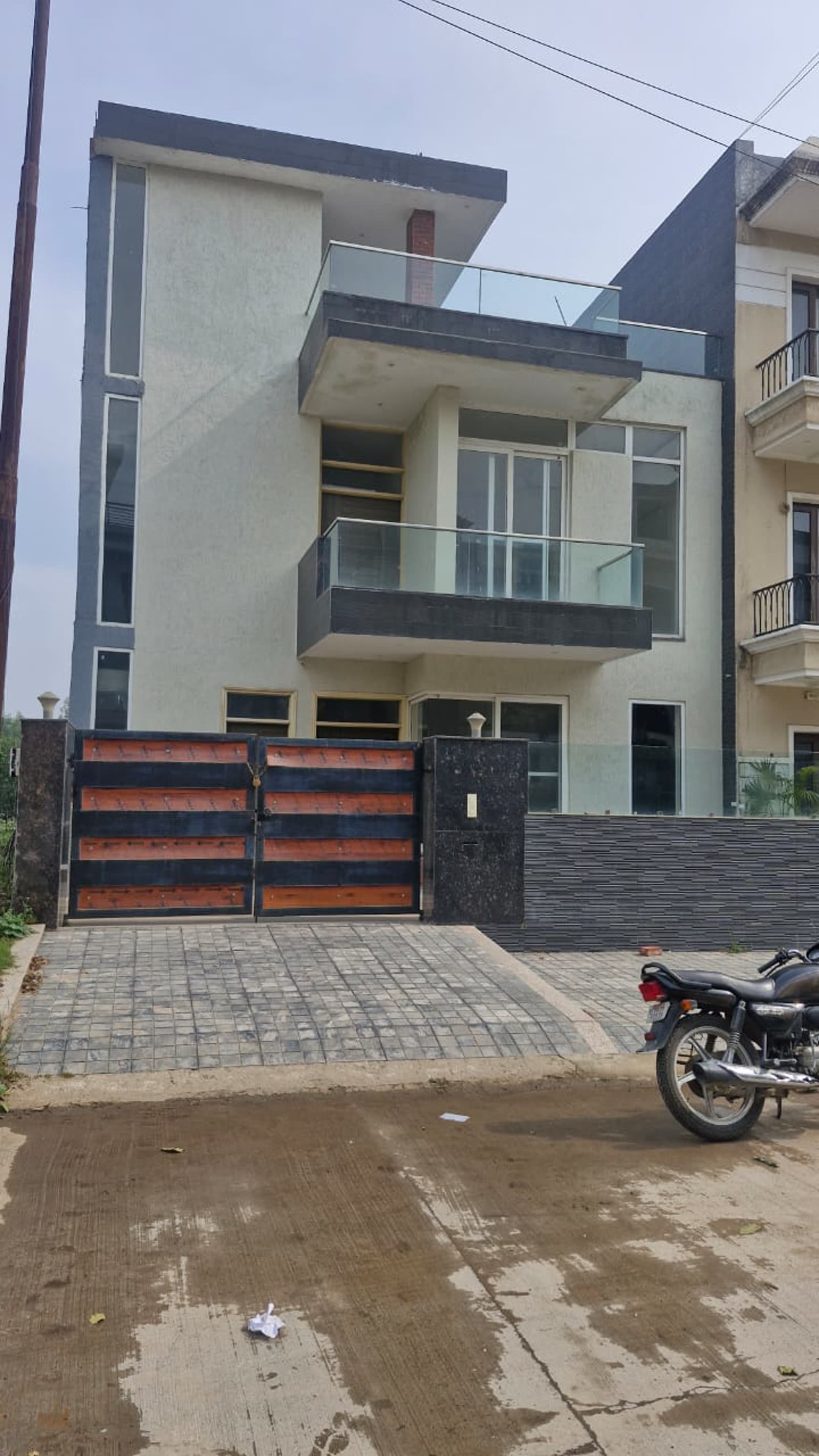 Five-bedroom kothi on 250 square yards in TDI City, Mohali — TDI City, Mohali